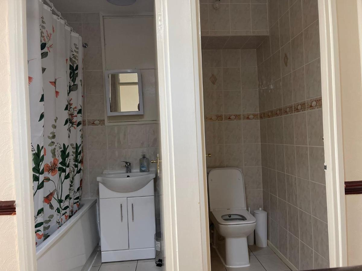 2-Bedroom Flat In Regents Park-Euston-Camden London Exterior photo