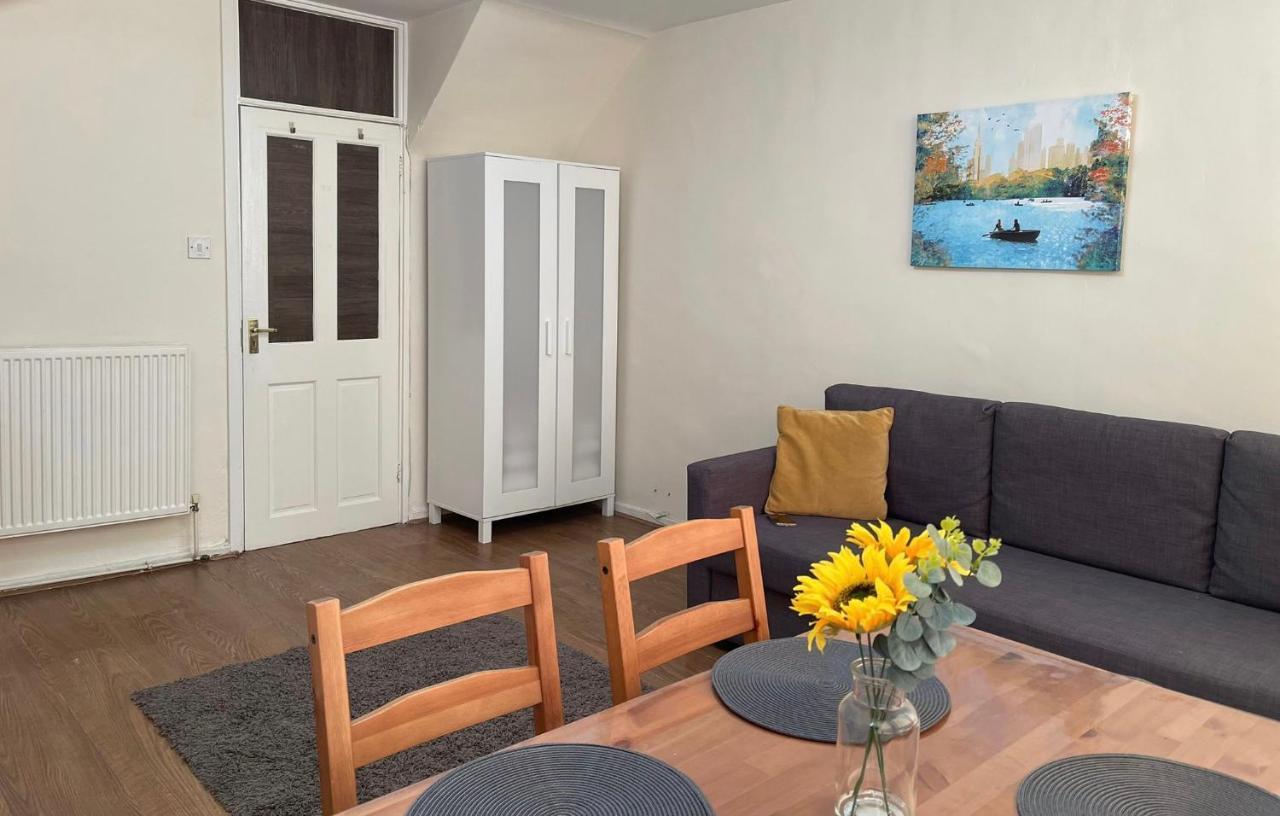 2-Bedroom Flat In Regents Park-Euston-Camden London Exterior photo